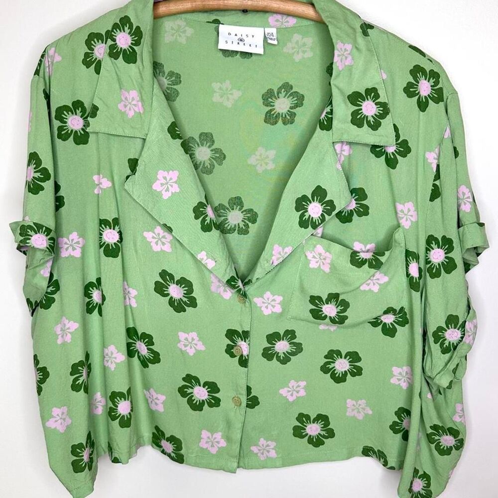 Daisy-street Women's Green Crop-top Camp shirt ASOS Size 20